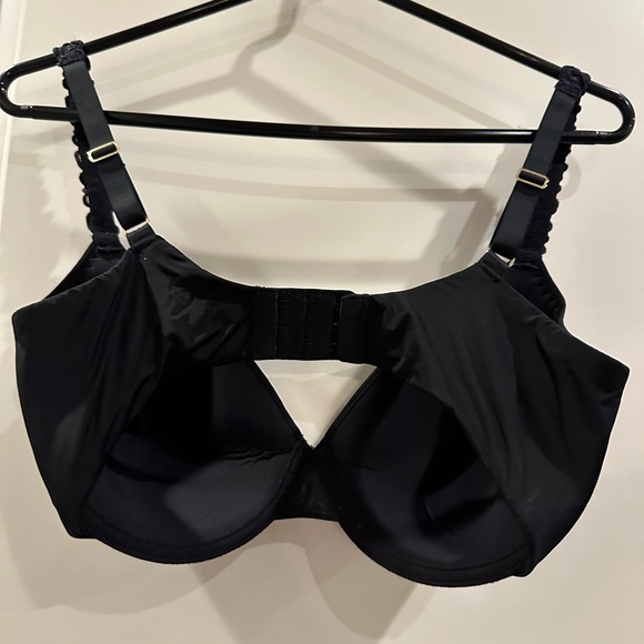 Natori Bra - 34DDD - Picture 2 of 3